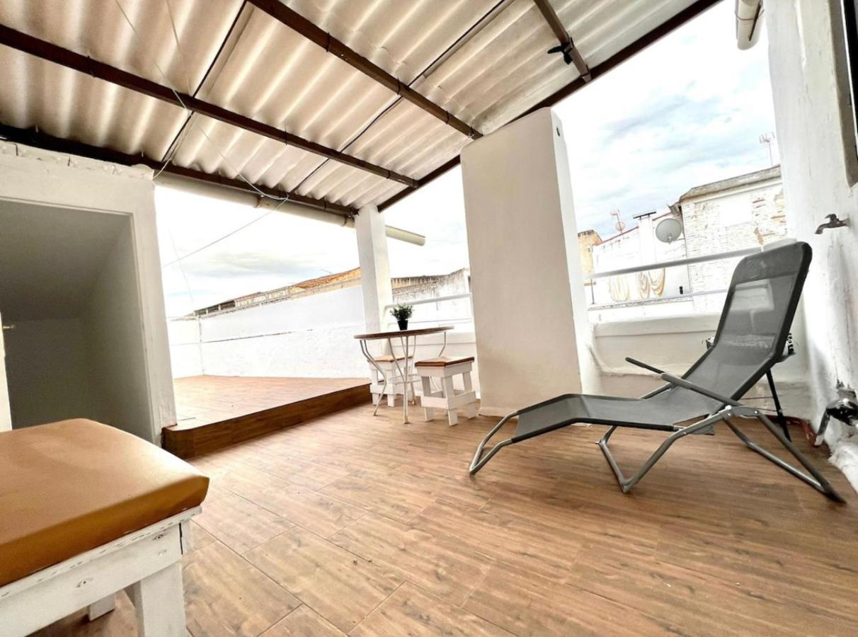 Apartamento Deluxe Terraza Y Bbq Santa Amalia Dış mekan fotoğraf